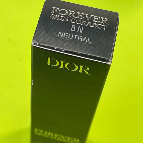 Dior Forever Skin Correct in 8N - Picture 2 of 2
